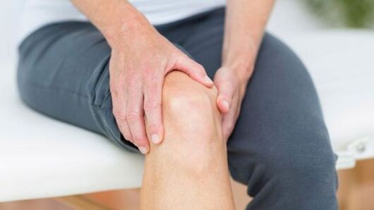 Kelio skausmas yra pagrindinis kelio osteoartrito simptomas