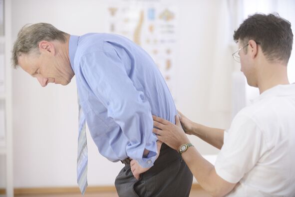 Dėl nugaros skausmo juosmens srityje būtina kreiptis į gydytoją dėl diagnozės